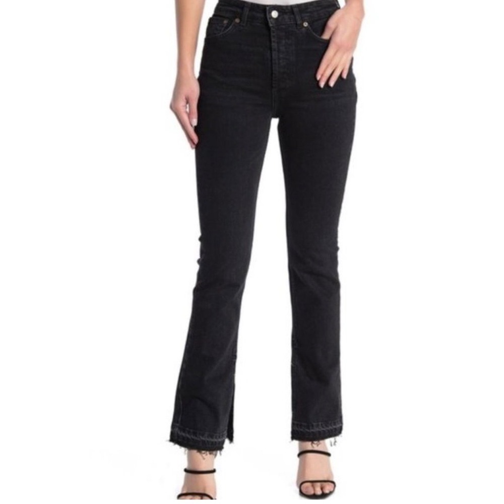 We the Free Released Split Hem Frayed Cropped‎ Straight Black 29